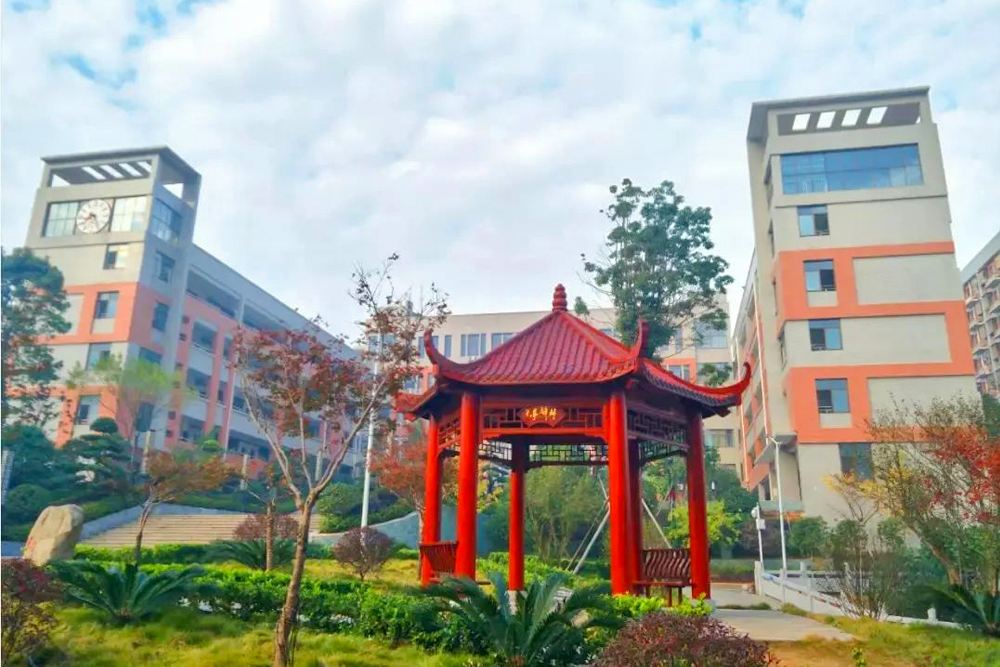 明达中学复读(长沙明达复读学费)