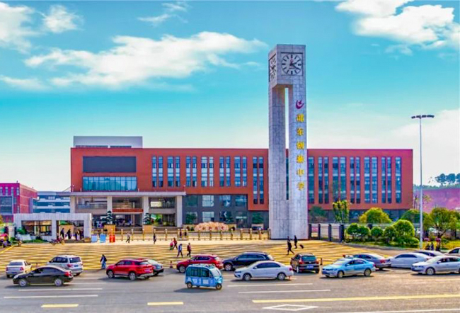 2025邵东创新国际实验学校高考复读住宿费是多少?