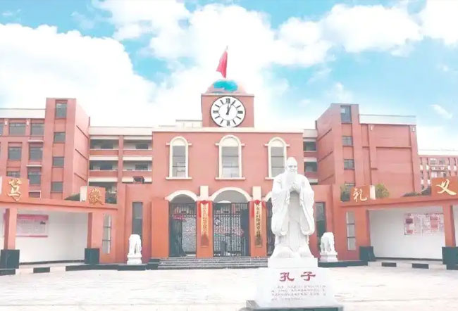 2025衡阳祁东县归阳成章高级中学高考复读政策
