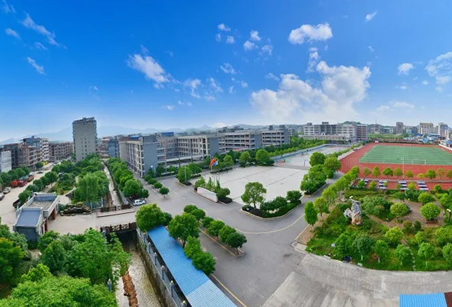嘉禾县珠泉高级中学