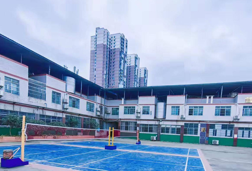 怀化市德欣高级中学
