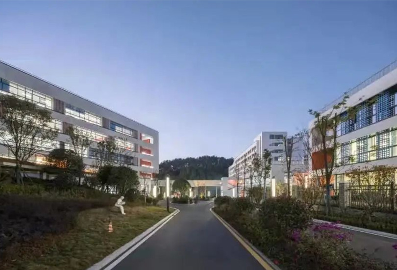 湘西中郡礼德高级中学