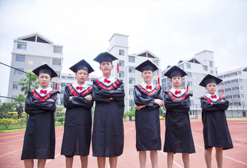 祁东县云兴湖高级中学